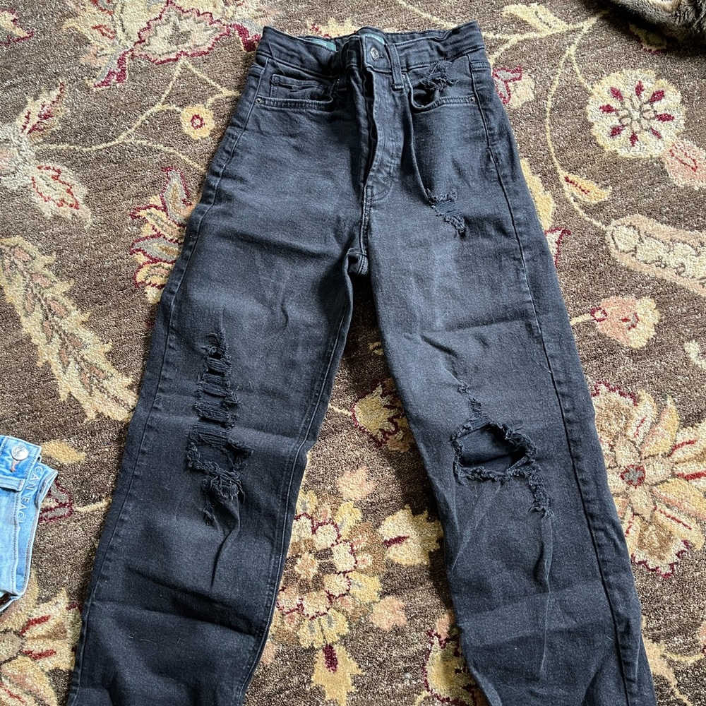 Ripped black mom jeans